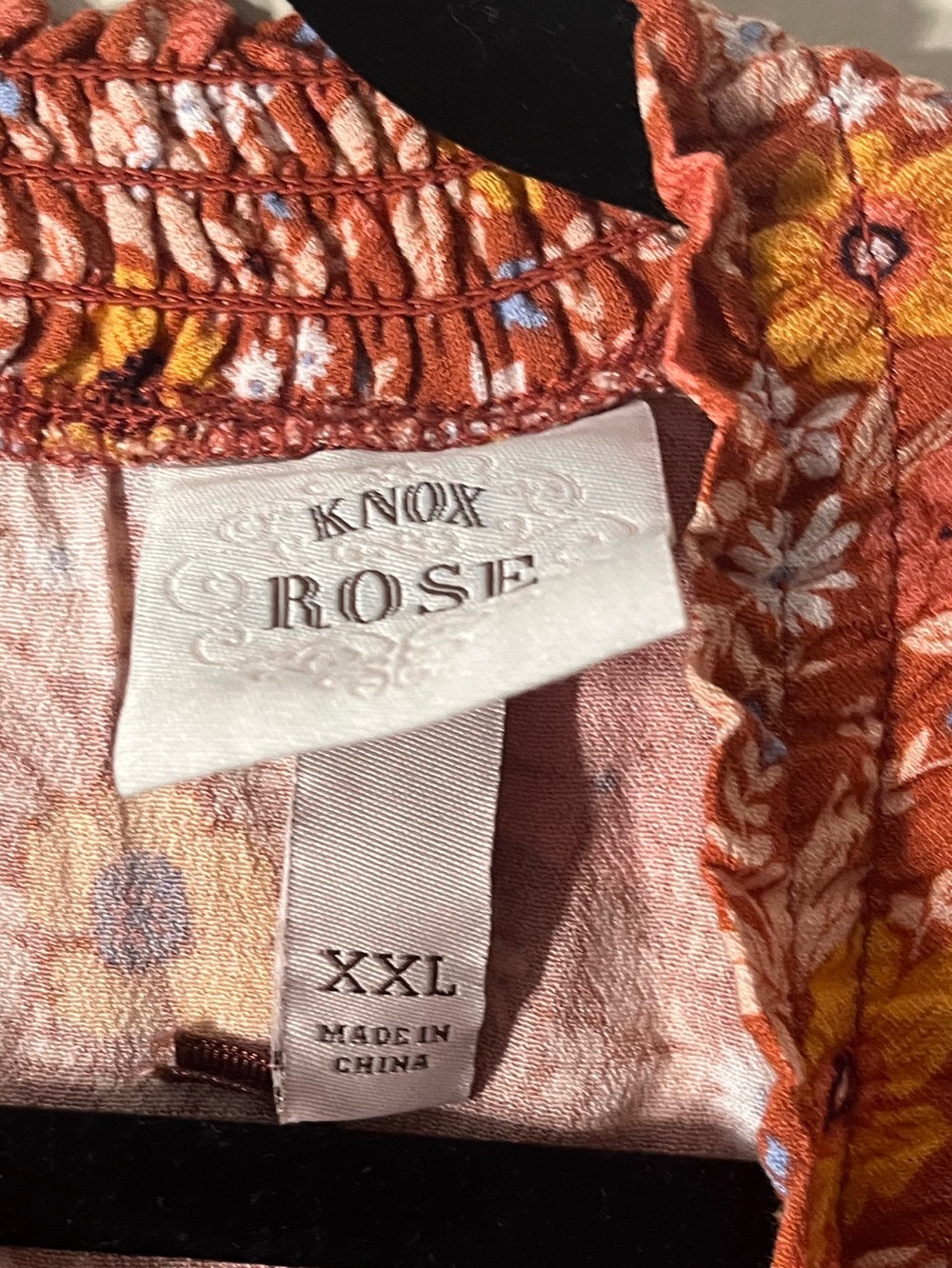 NWT Knox Rose Boho Rust Red Floral Smocked Neck Blouse XXL - Picture 3 of 7
